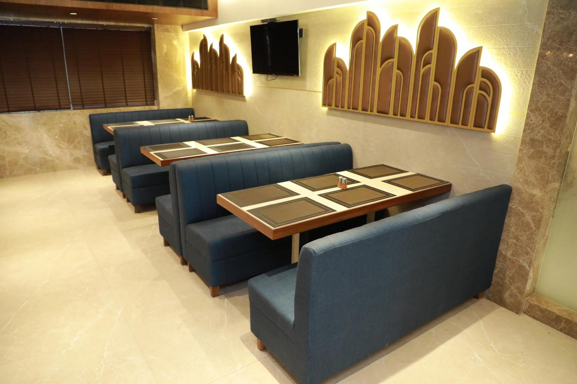 Hotel Archana Residency Мумбай Екстериор снимка